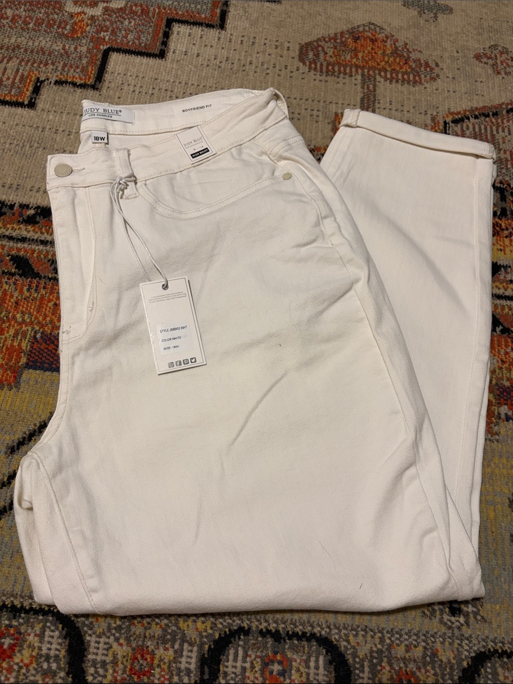 Judy Blue White Boyfriend Fit Jeans